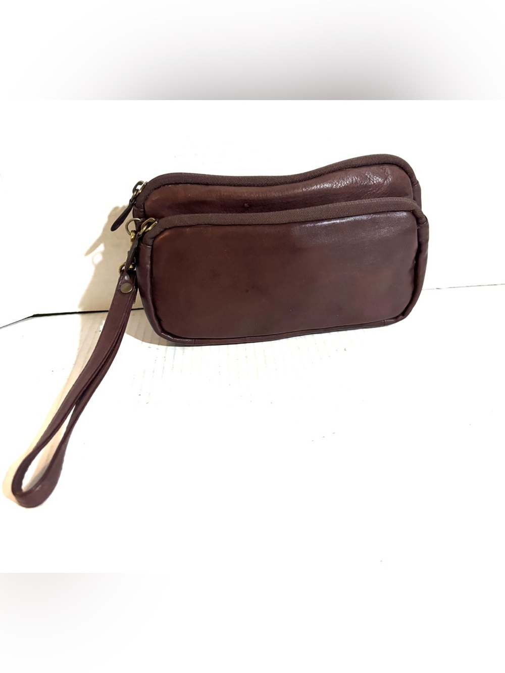 Classic unisex vintage Brown Leather  Wristlet wallet clutch